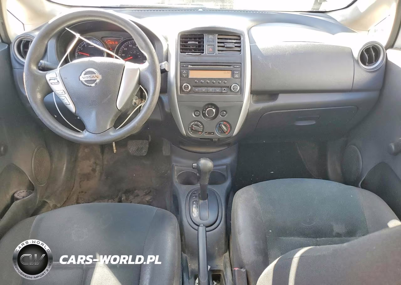 2015 Nissan Versa Note S Plus VIN:3N1CE2CP1FL405611 - 8