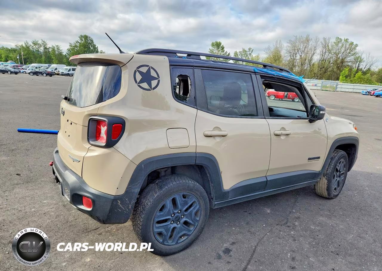 2017 Jeep Renegade Trailhawk VIN:ZACCJBCB4HPE98454 - 3