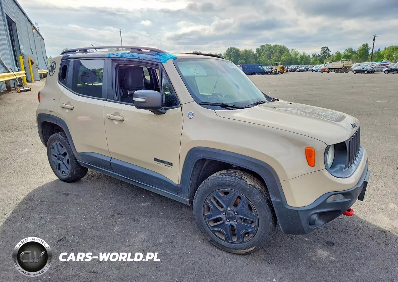 2017 Jeep Renegade Trailhawk VIN:ZACCJBCB4HPE98454 - 4