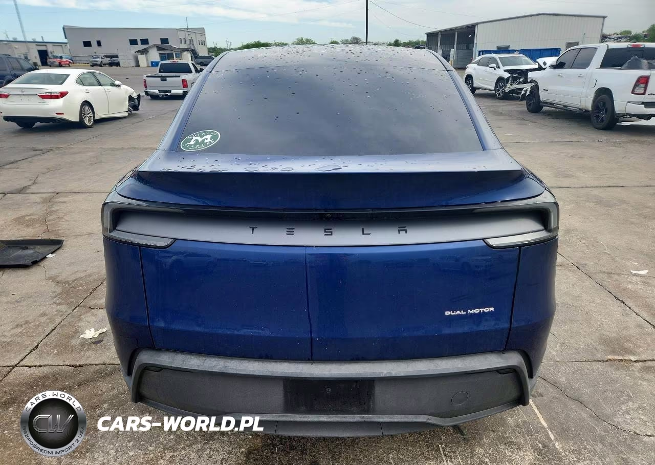 2026 Tesla Model Y VIN:7SAYGDEE3TA451987 - 6