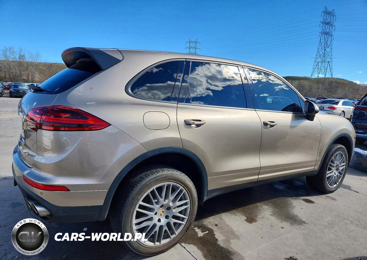 2016 Porsche Cayenne S VIN:WP1AB2A29GLA92775 - 3