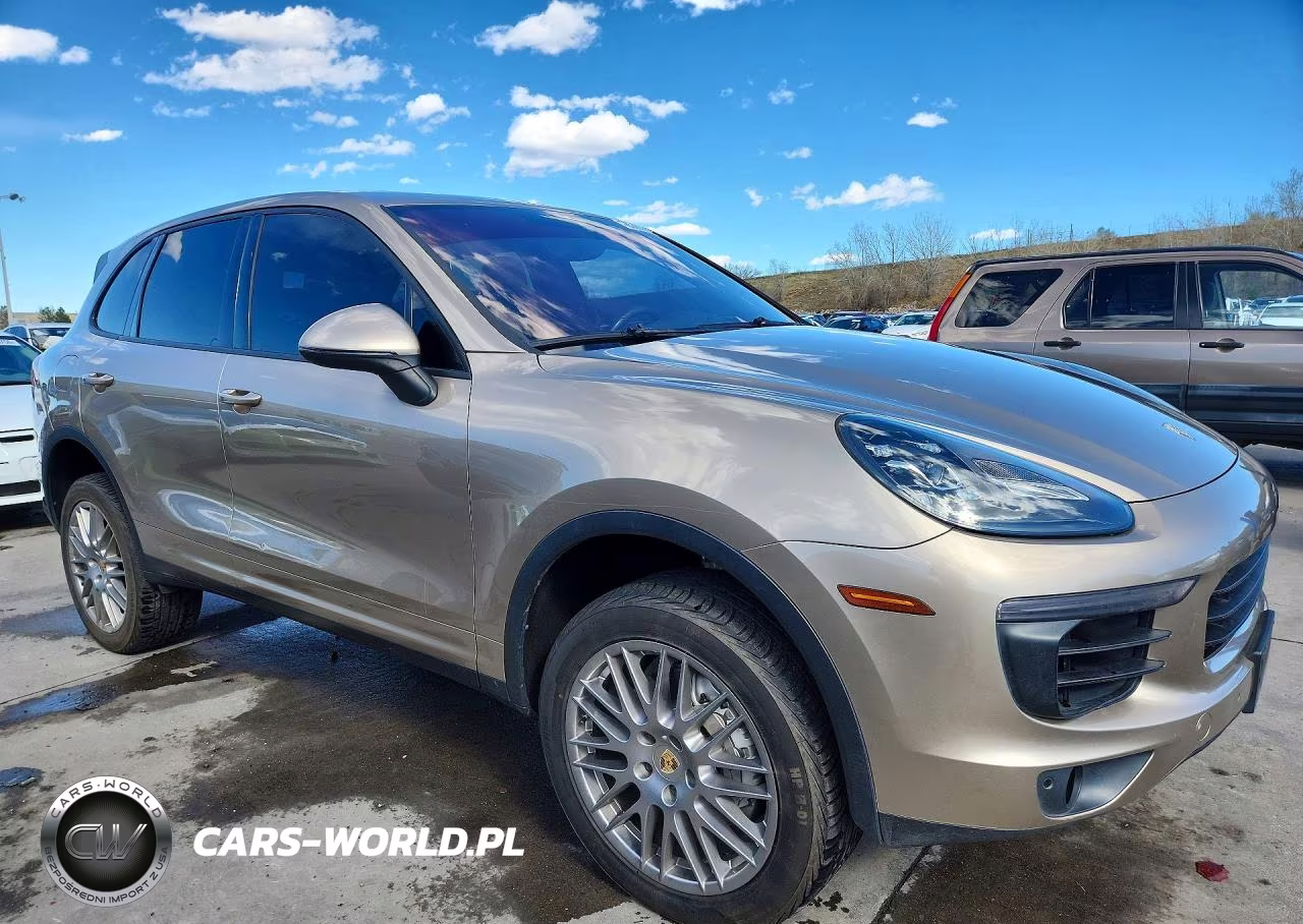 2016 Porsche Cayenne S VIN:WP1AB2A29GLA92775 - 4