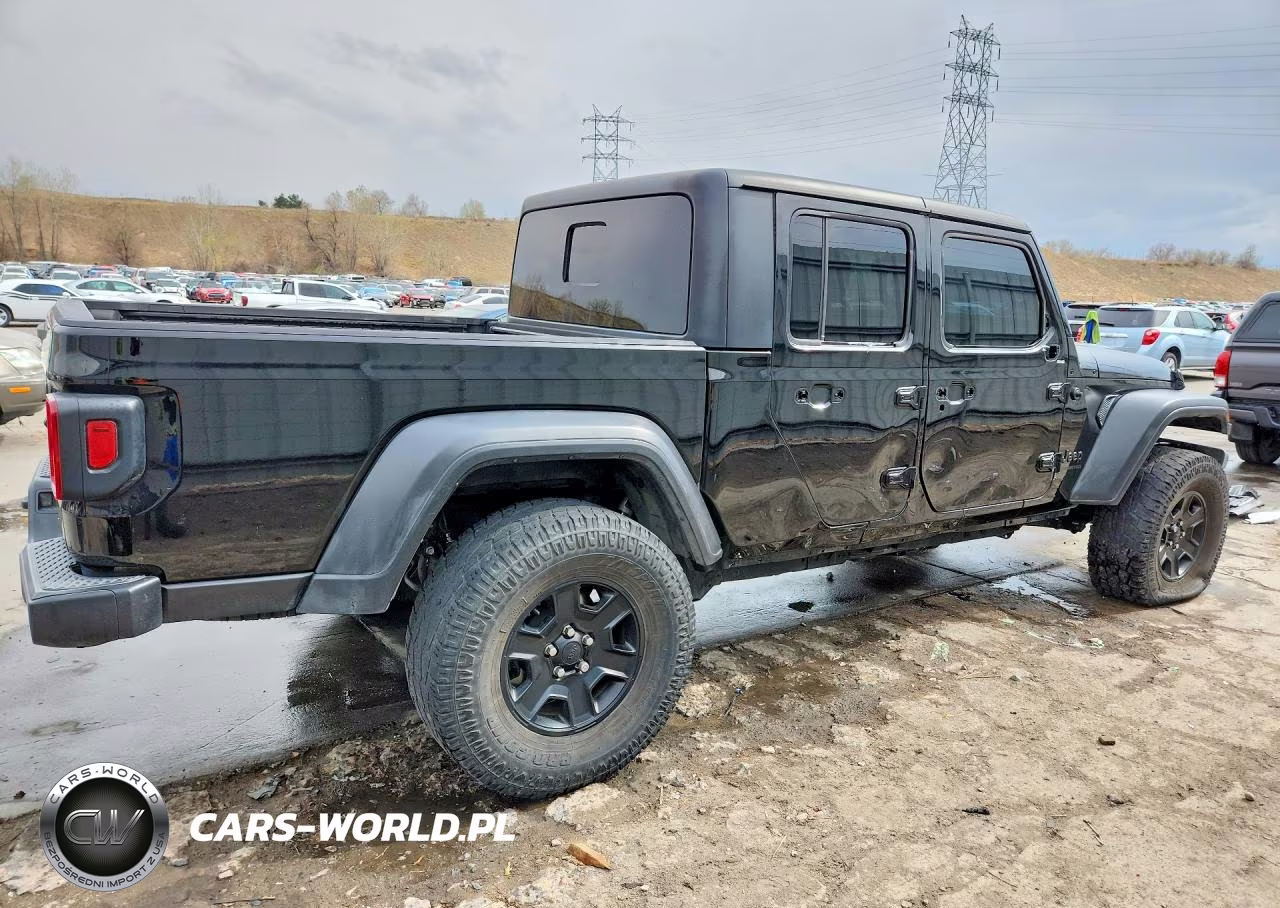 2020 Jeep Gladiator Sport VIN:1C6HJTAG7LL132101 - 3