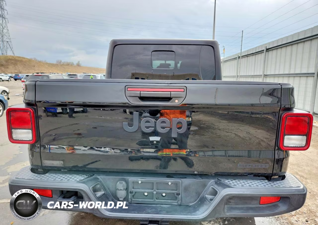 2020 Jeep Gladiator Sport VIN:1C6HJTAG7LL132101 - 6