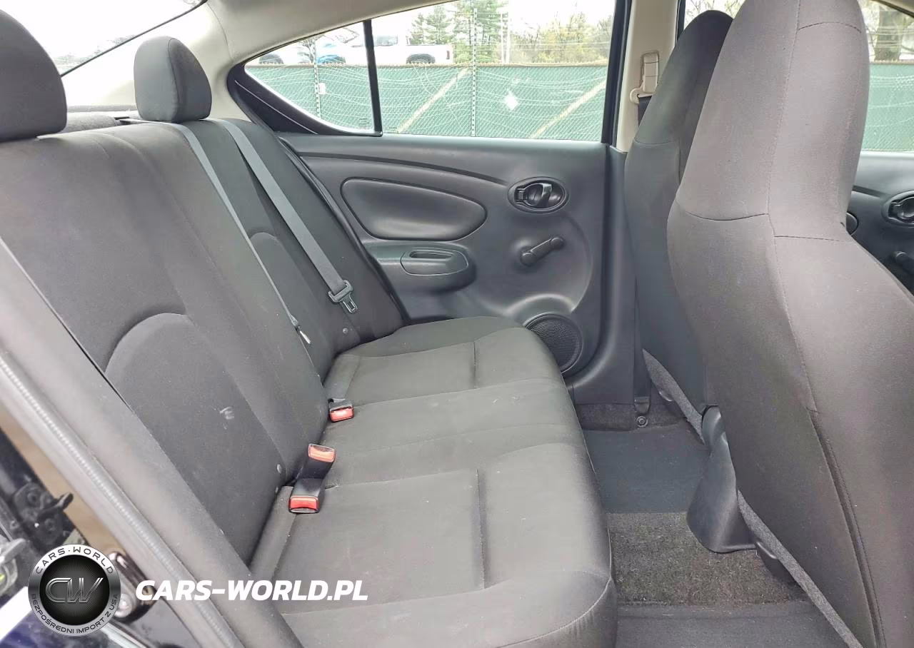 2016 Nissan Versa 1.6 S Plus VIN:3N1CN7AP3GL881666 - 10