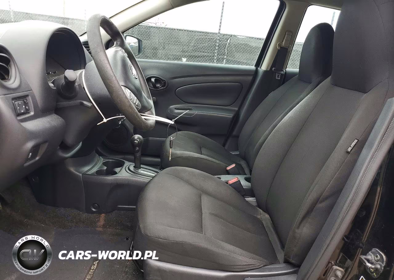 2016 Nissan Versa 1.6 S Plus VIN:3N1CN7AP3GL881666 - 7