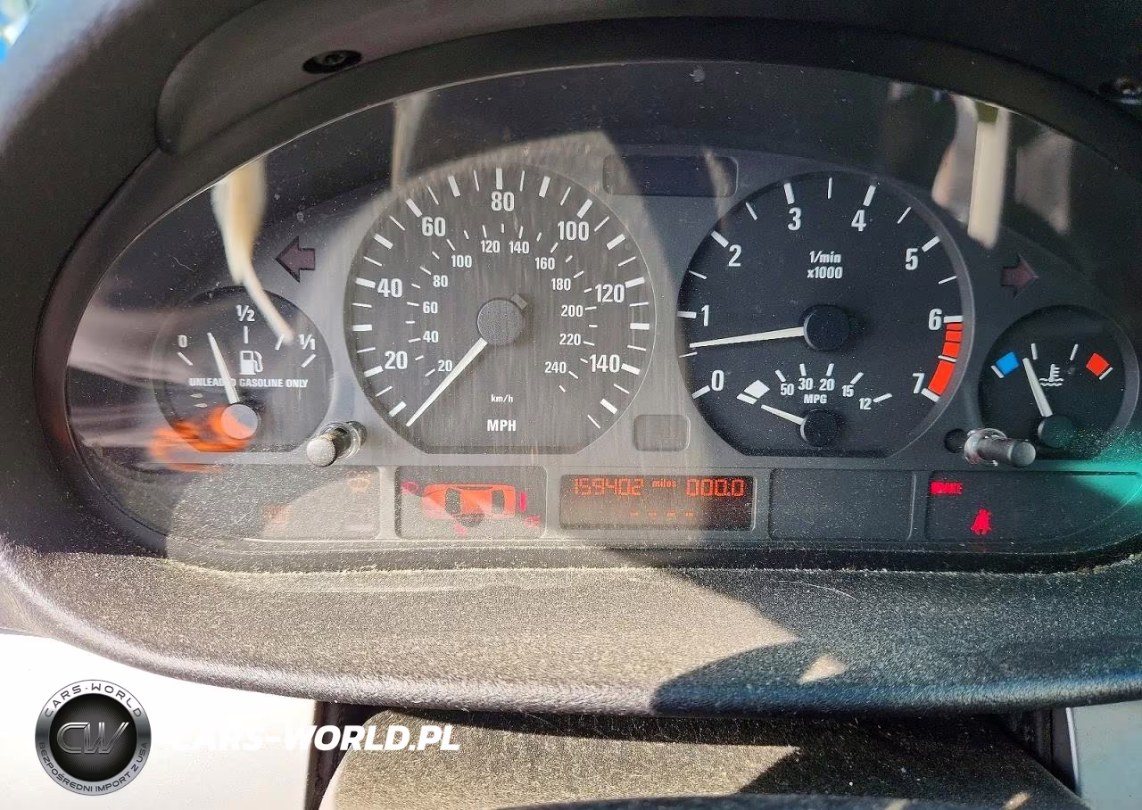 2002 BMW 325 I VIN:WBAEV334X2KL55592 - 9