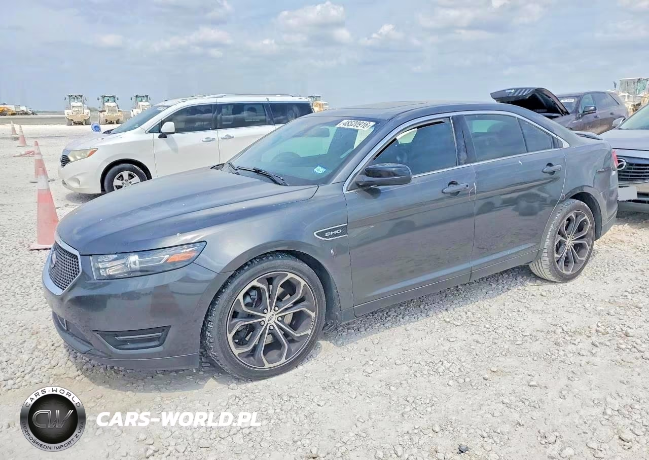 2015 Ford Taurus