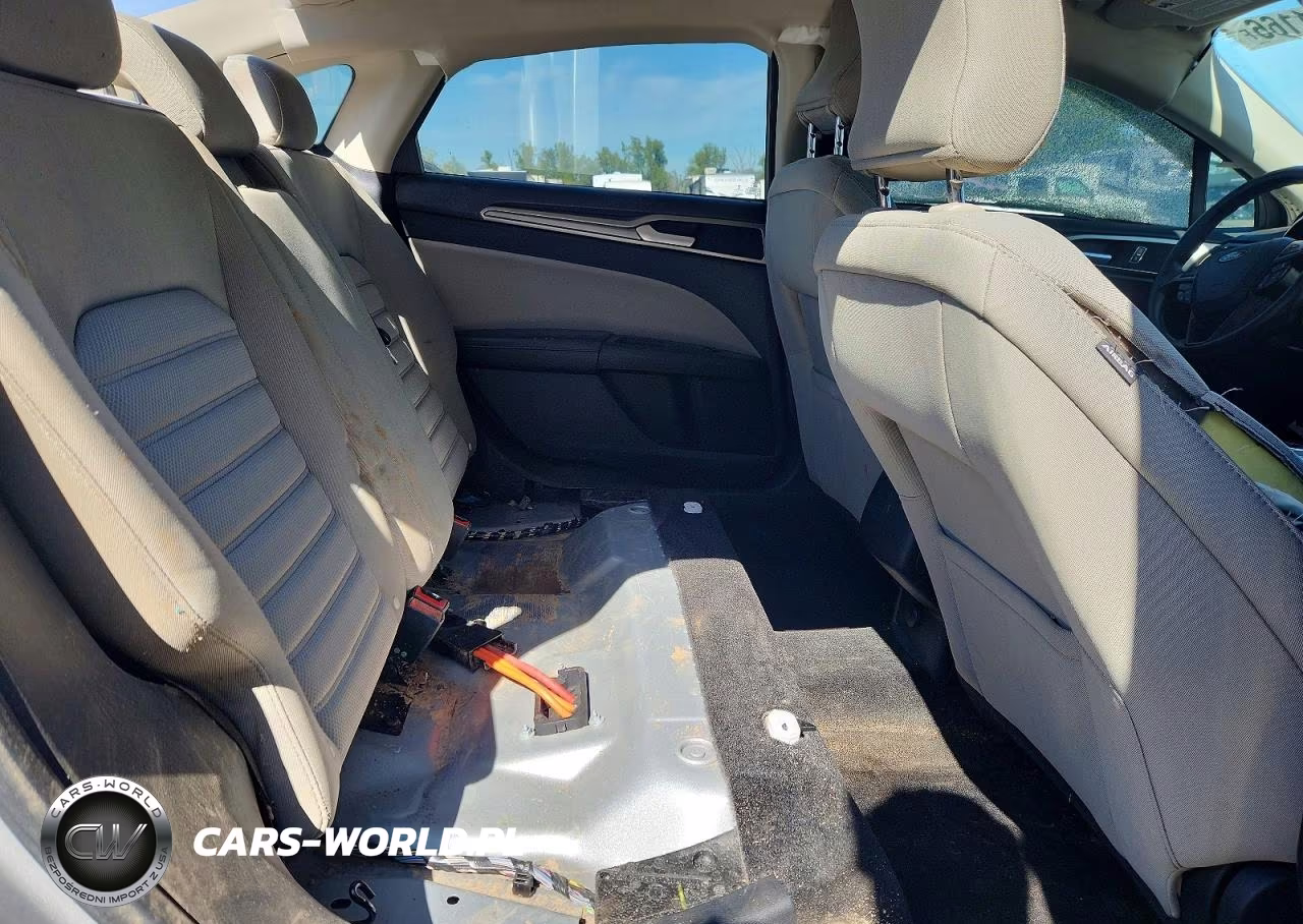 2018 Ford Fusion S Hybrid VIN:3FA6P0UU8JR159052 - 10
