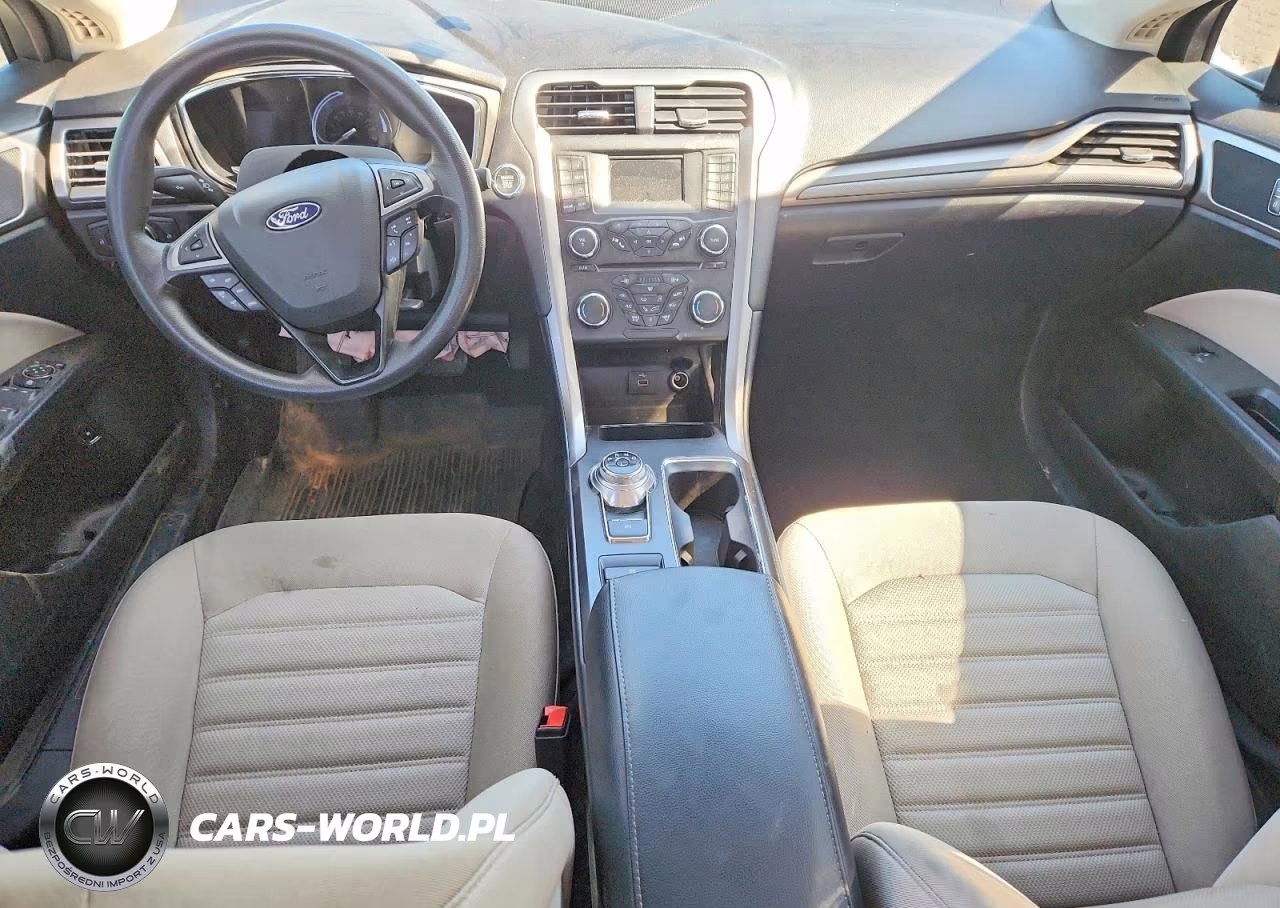 2018 Ford Fusion S Hybrid VIN:3FA6P0UU8JR159052 - 8