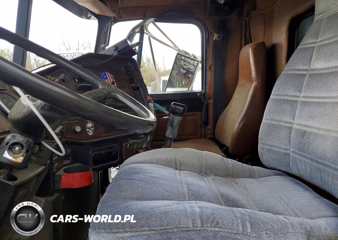 1989 Freightliner Fld120 Dump Truck VIN:1FUYDCYB4KP366044 - 6