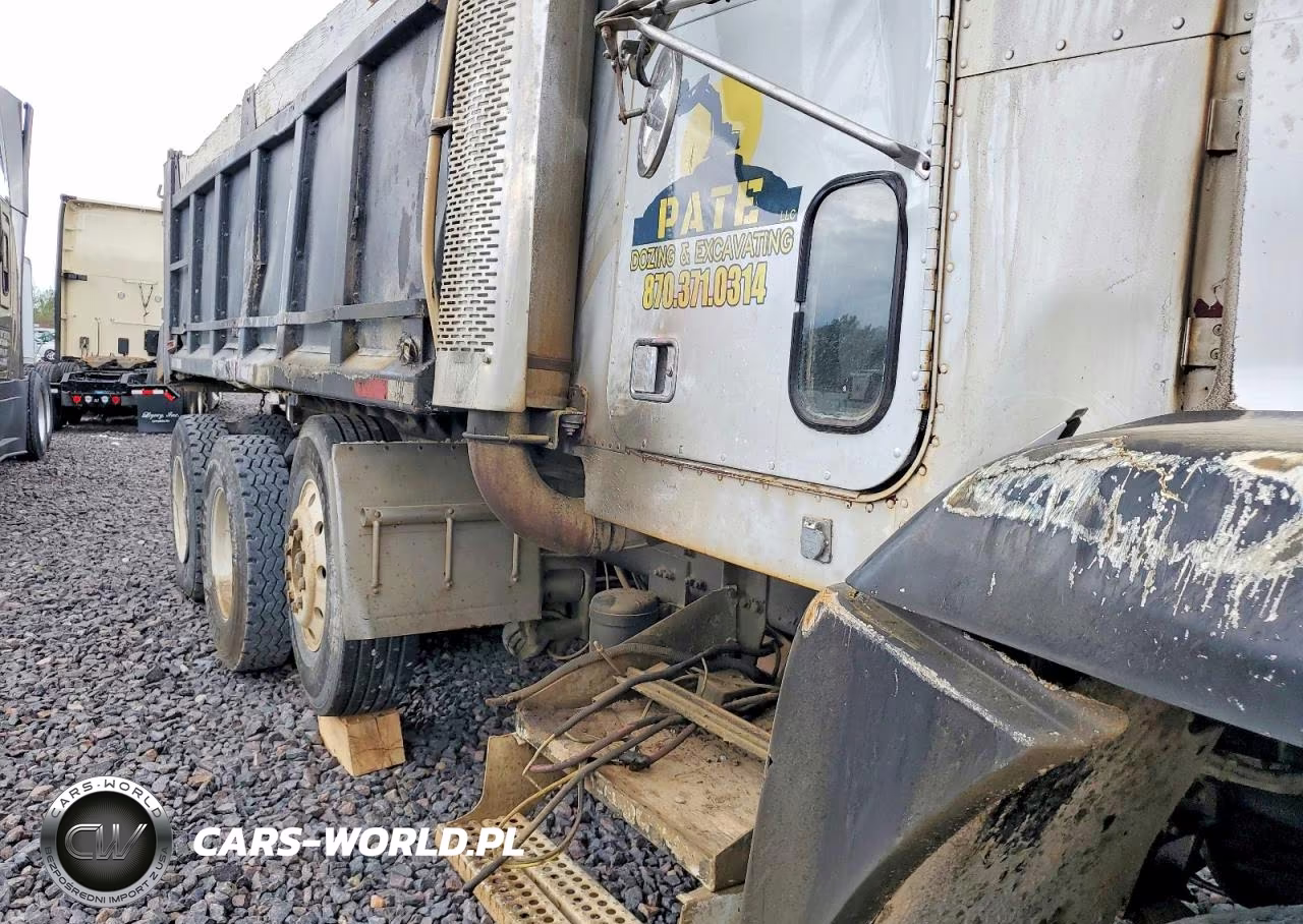 1989 Freightliner Fld120 Dump Truck VIN:1FUYDCYB4KP366044 - 9