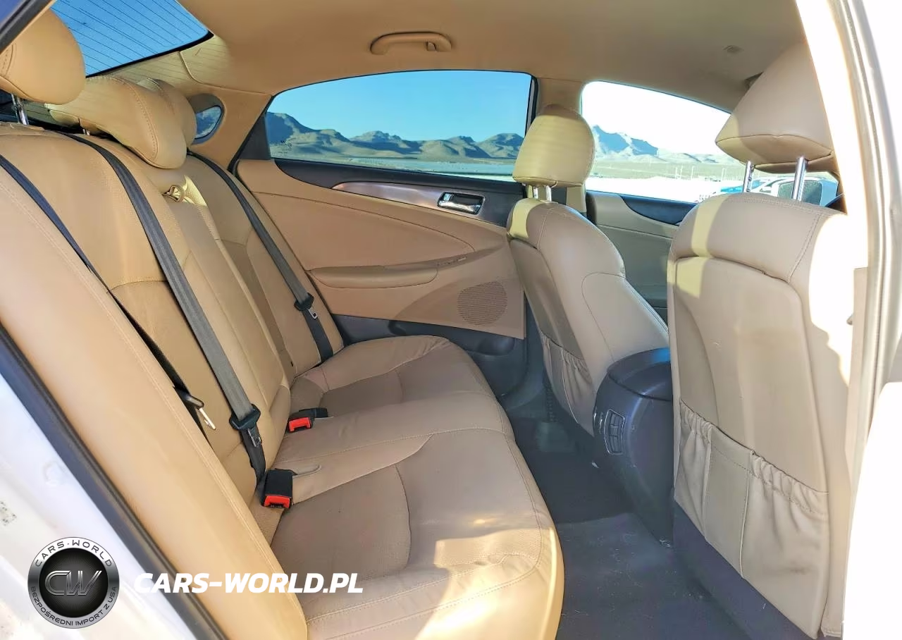 2013 Hyundai Sonata Hybrid Limited VIN:KMHEC4A41DA100092 - 10