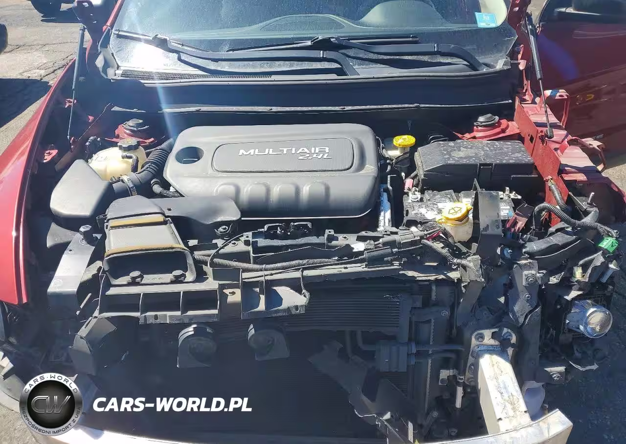 2015 Jeep Cherokee Sport VIN:1C4PJLABXFW532732 - 12