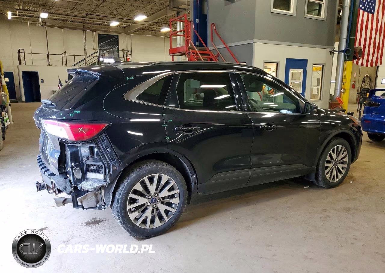 2020 Ford Escape Titanium VIN:1FMCU9J96LUC66649 - 3