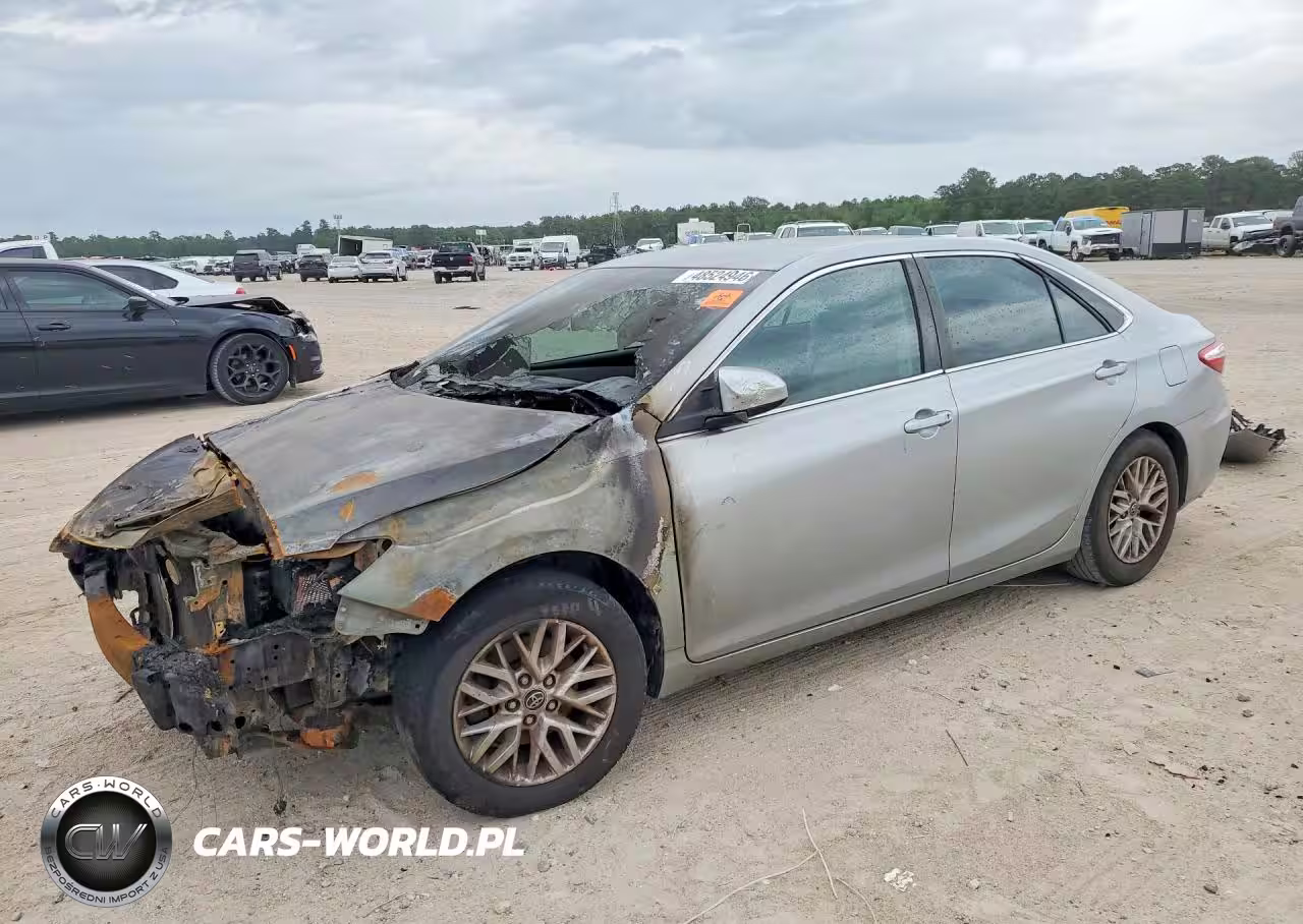 2016 Toyota Camry Le