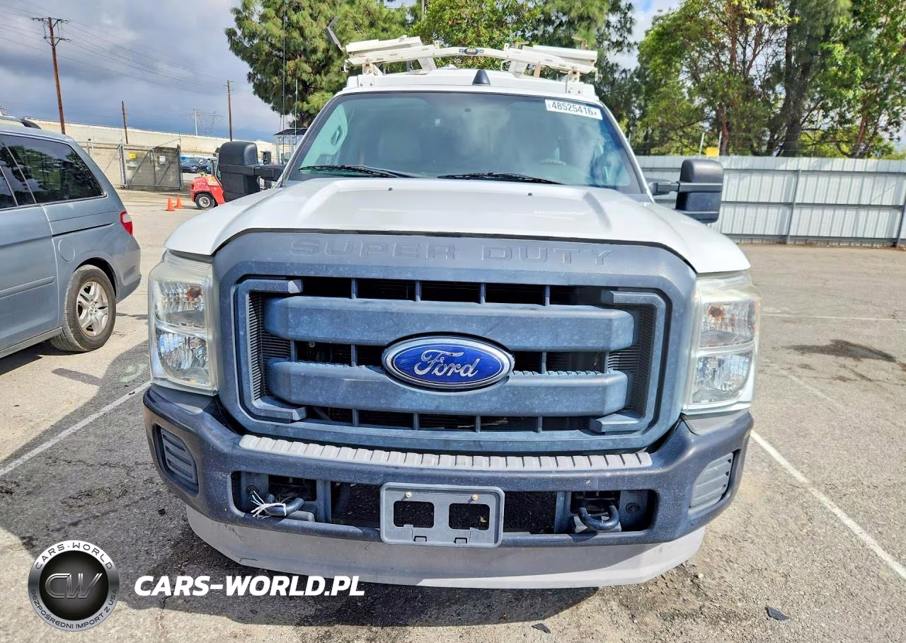 2013 Ford F350 Super Duty Utility - Service Truck VIN:1FDRF3B68DEB81670 - 5
