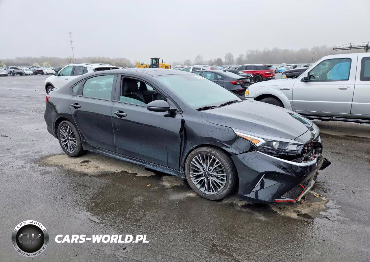 2024 Kia Forte Gt Line VIN:3KPF54AD5RE832300 - 4