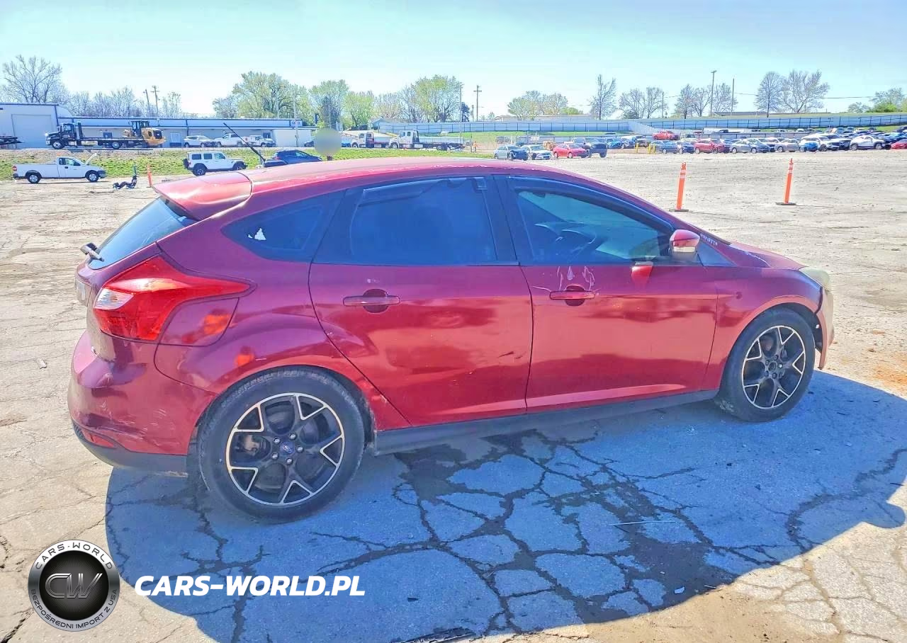 2013 Ford Focus Se VIN:1FADP3K25DL360937 - 3