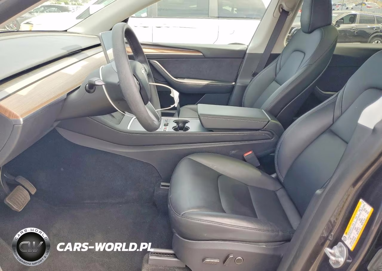 2024 Tesla Model Y VIN:7SAYGDED7RF107114 - 7