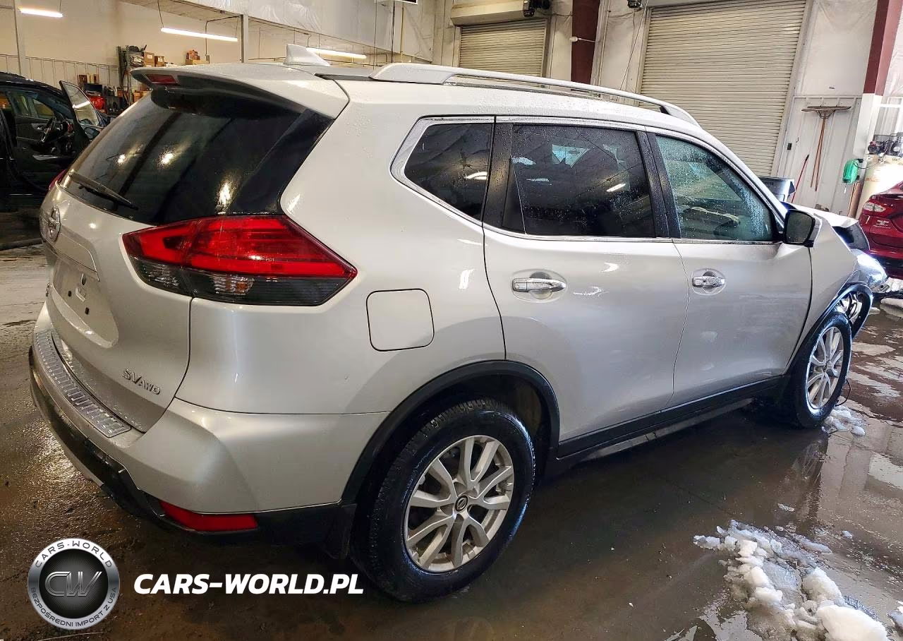 2017 Nissan Rogue VIN:KNMAT2MV5HP588090 - 3