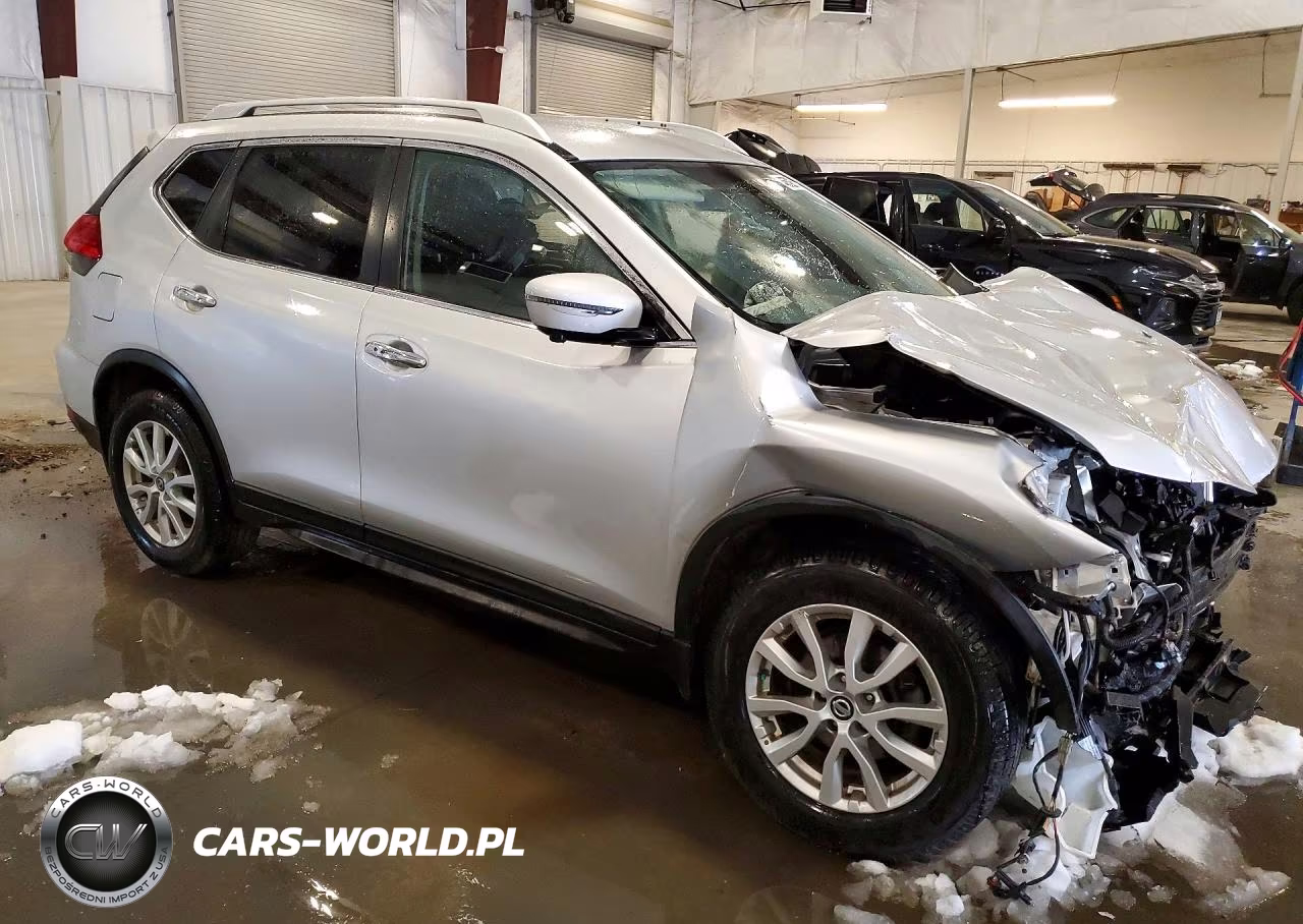 2017 Nissan Rogue VIN:KNMAT2MV5HP588090 - 4