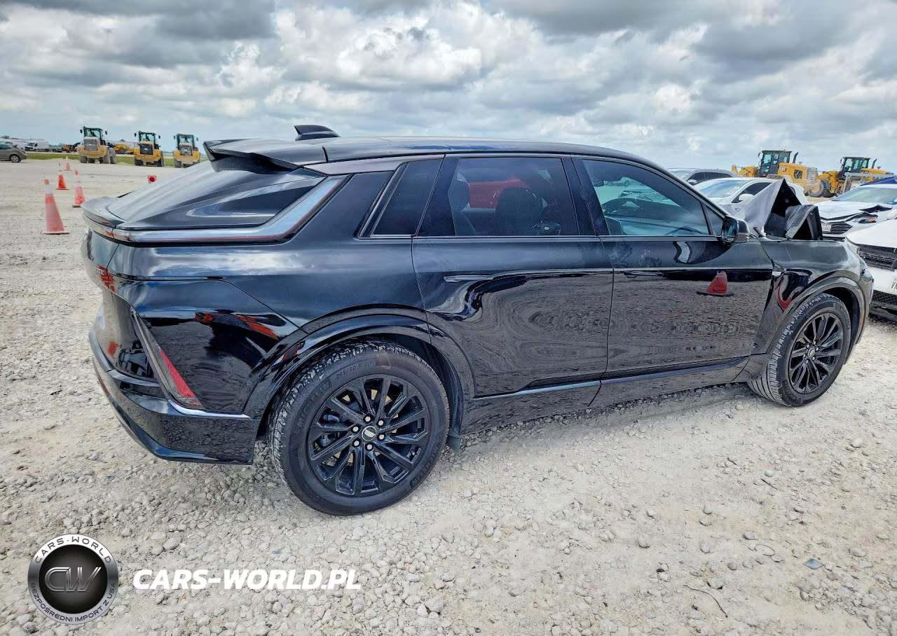 2024 Cadillac Lyriq Sport VIN:1GYKPTRK2RZ100498 - 3