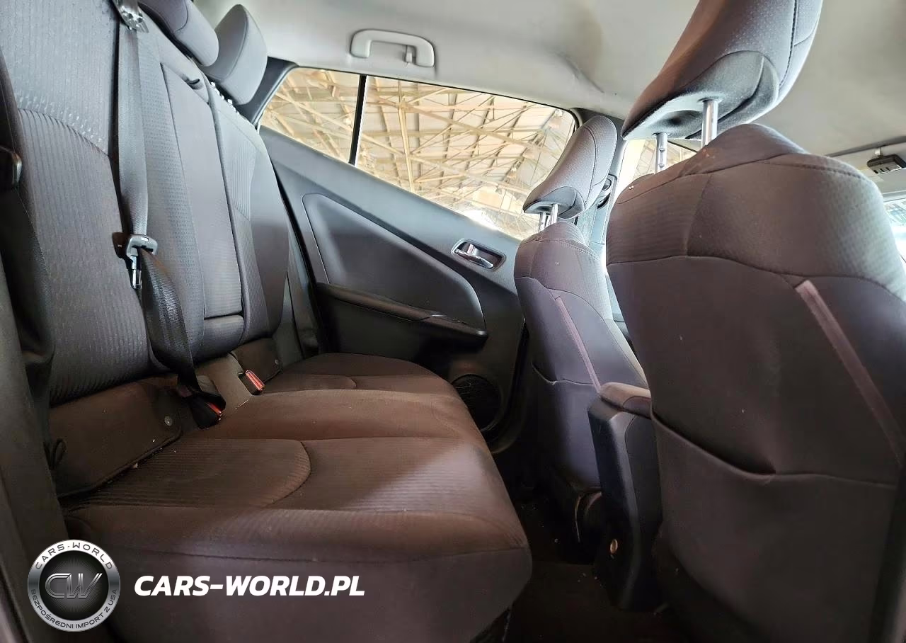 2017 Toyota Prius Two VIN:JTDKBRFUXH3027217 - 10