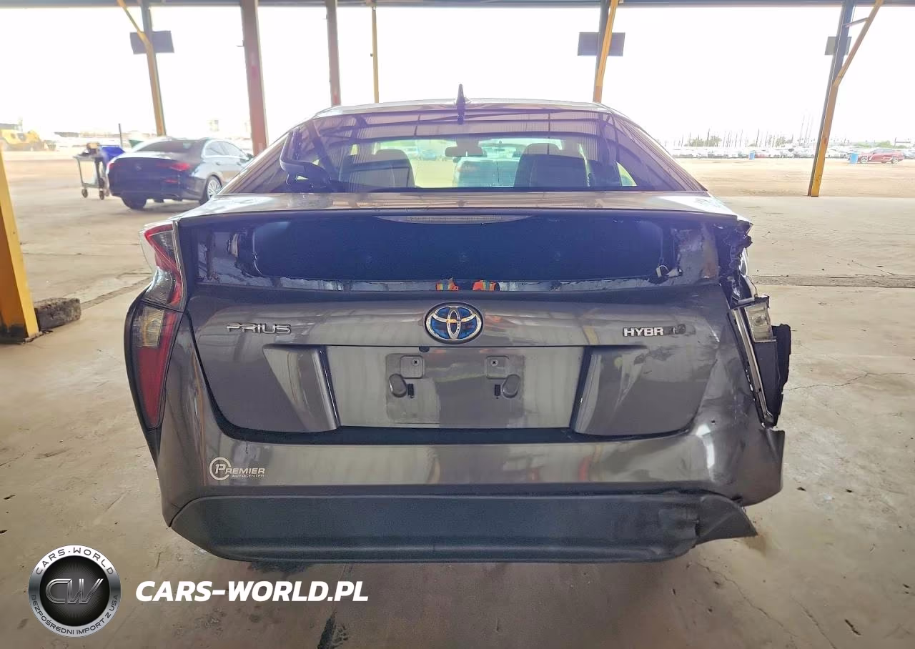 2017 Toyota Prius Two VIN:JTDKBRFUXH3027217 - 6