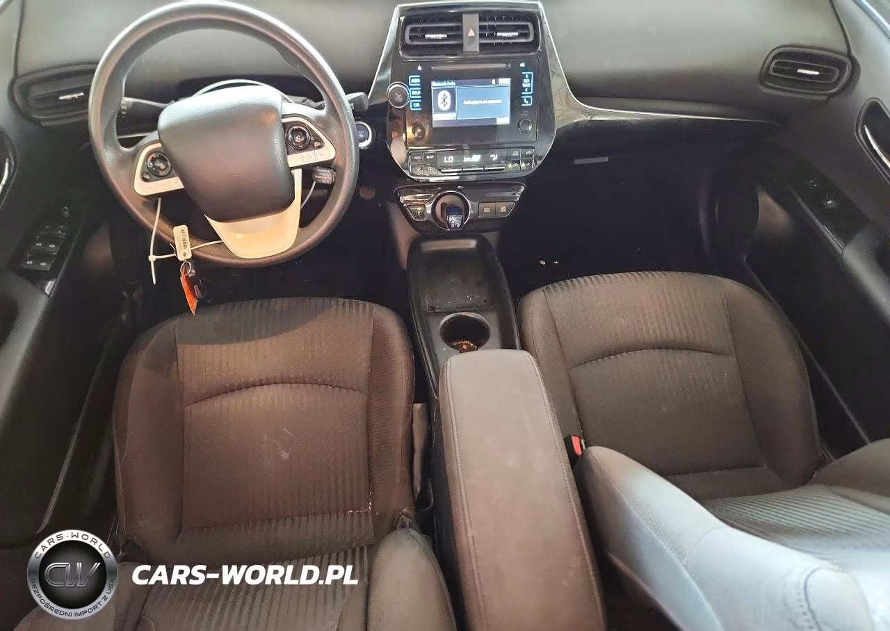 2017 Toyota Prius Two VIN:JTDKBRFUXH3027217 - 8