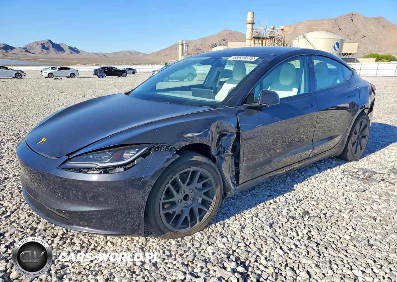 2024 Tesla Model 3 – zdjęcie 1 z 12