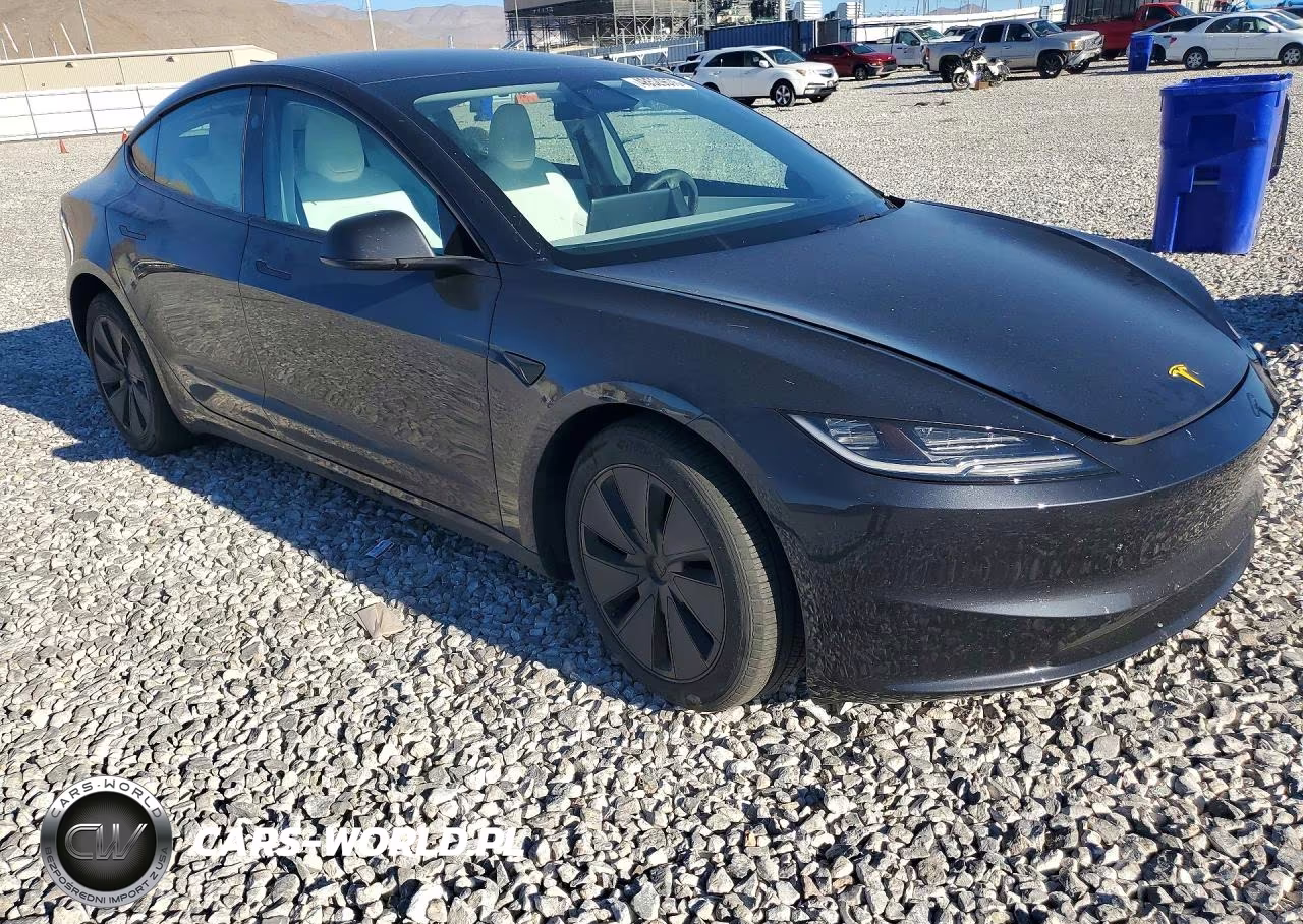 2024 Tesla Model 3 VIN:5YJ3E1EA1RF830717 - 4