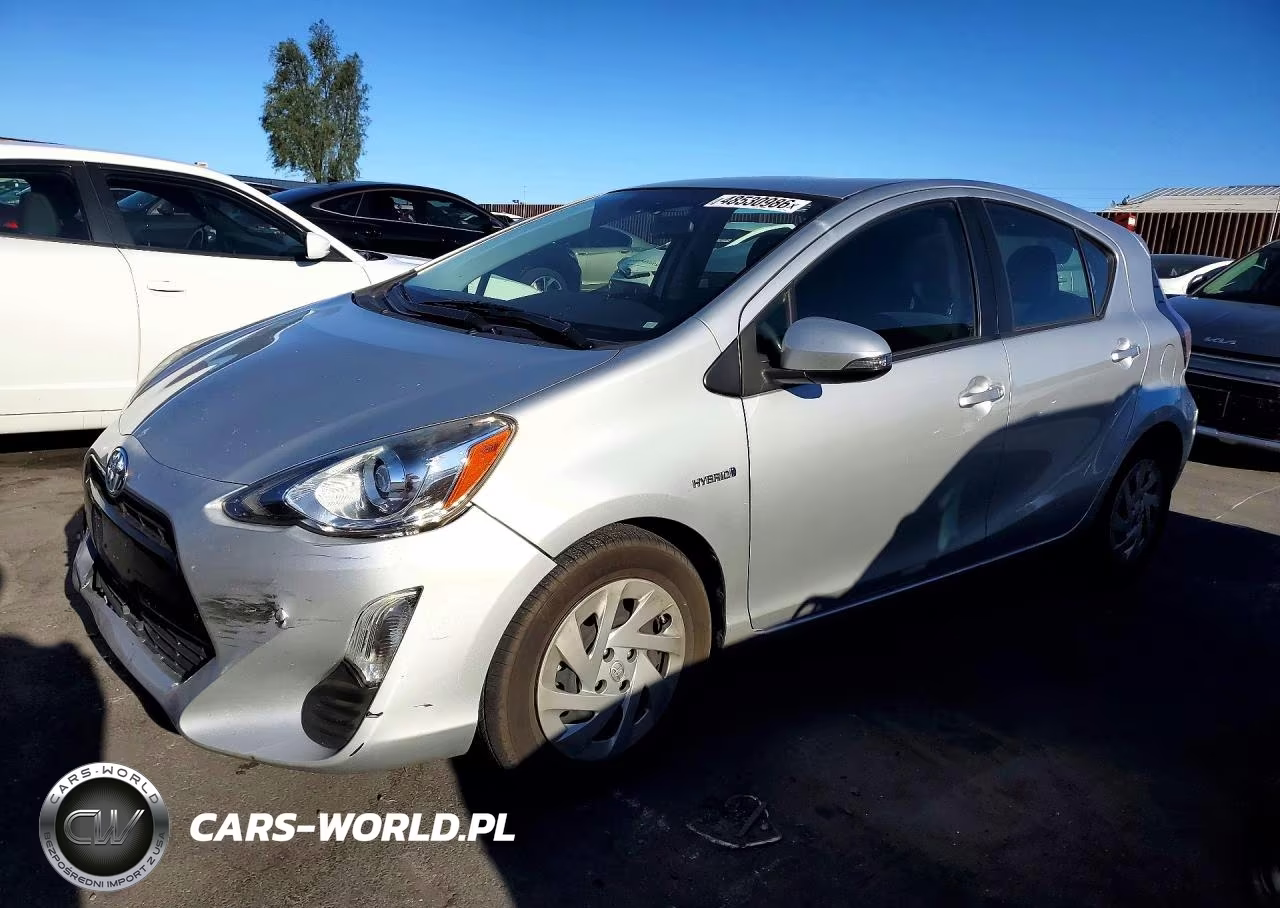 2016 Toyota Prius C Two