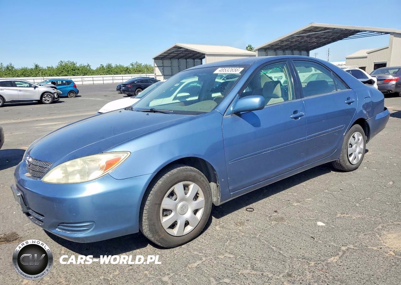 2004 Toyota Camry Le