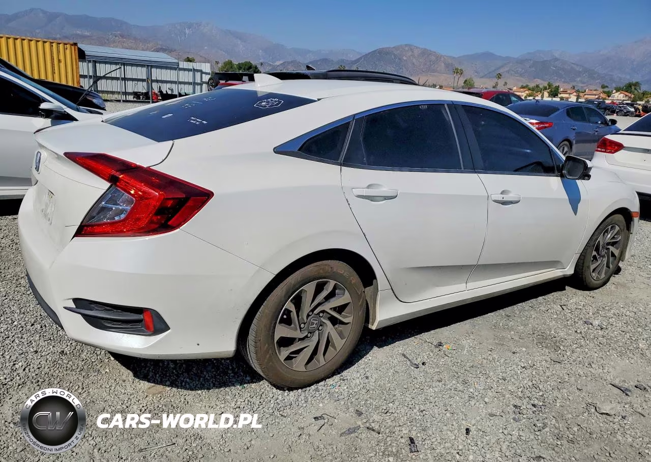 2018 Honda Civic Ex VIN:2HGFC2F79JH574290 - 3