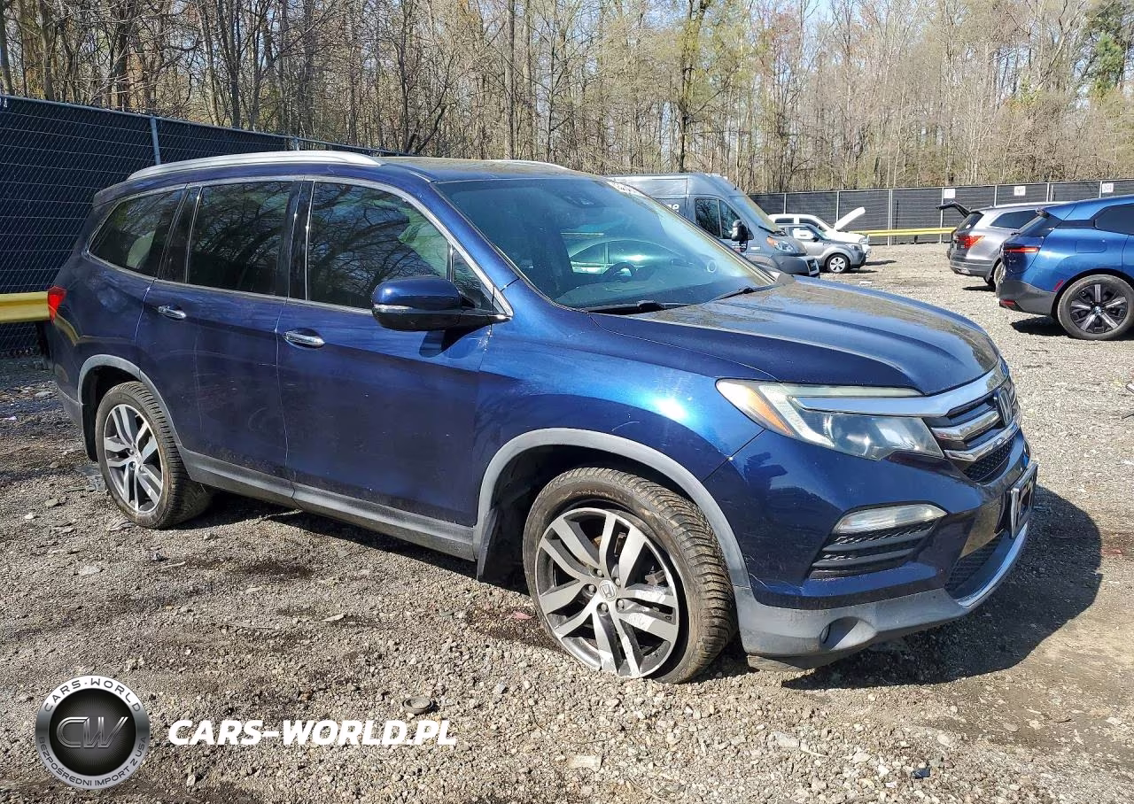 2017 Honda Pilot Elite VIN:5FNYF6H00HB029861 - 4
