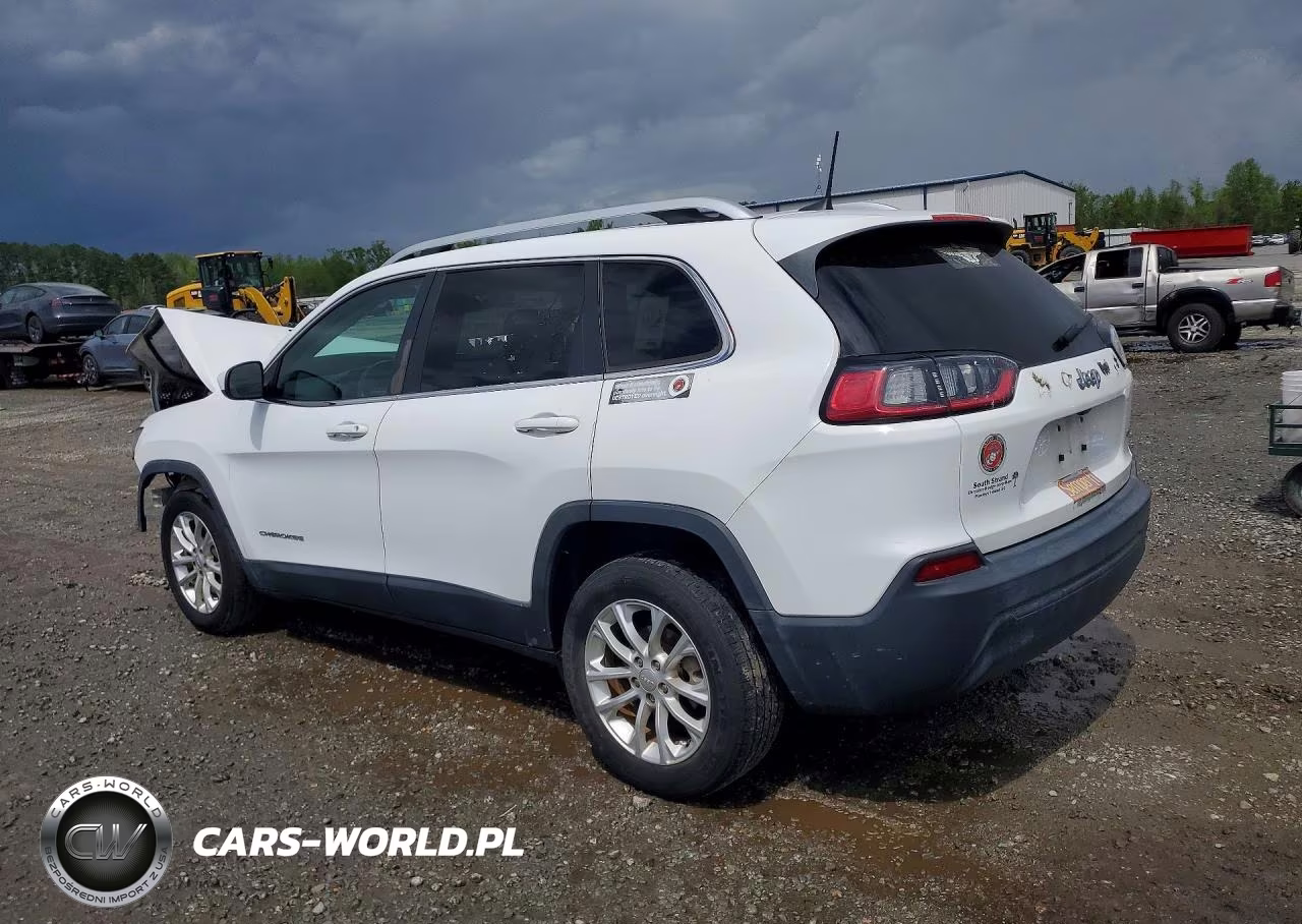 2019 Jeep Cherokee Latitude VIN:1C4PJLCB7KD452694 - 2