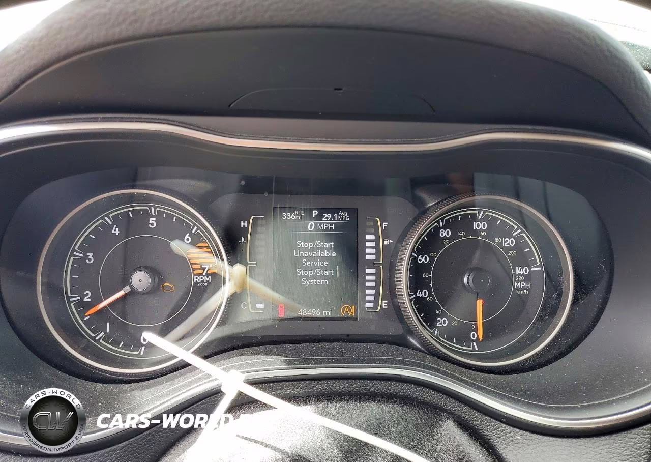 2019 Jeep Cherokee Latitude VIN:1C4PJLCB7KD452694 - 9