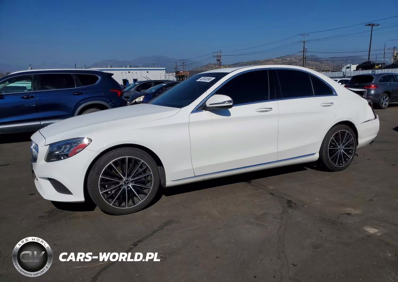 2021 Mercedes-Benz C 300