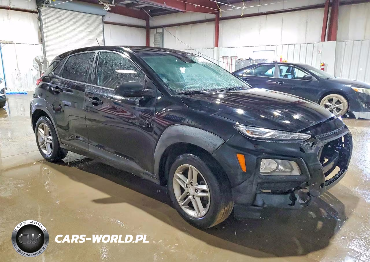 2019 Hyundai Kona Se VIN:KM8K12AA3KU305881 - 4