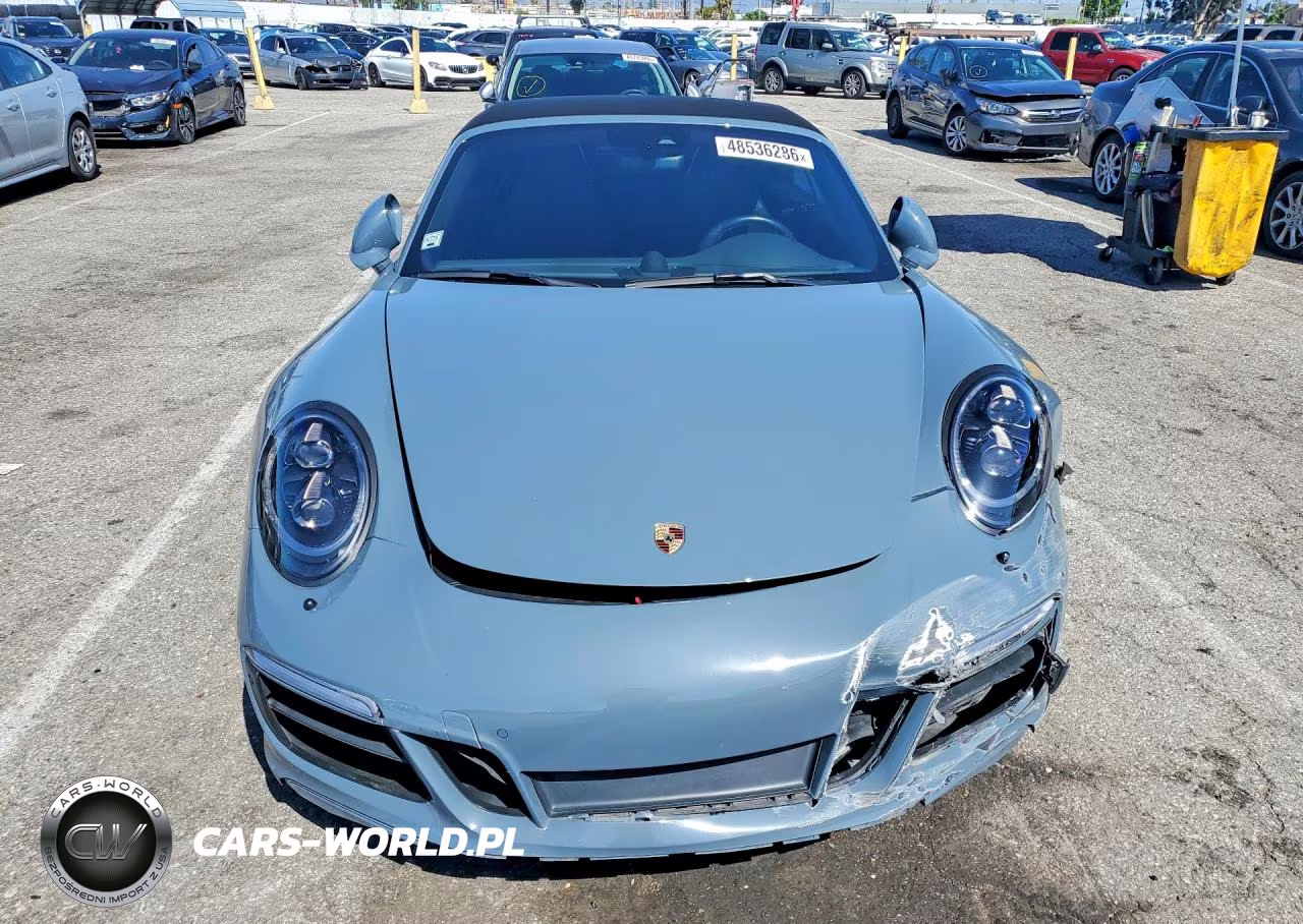 2018 Porsche 911 Carrera S VIN:WP0CB2A99JS147925 - 5