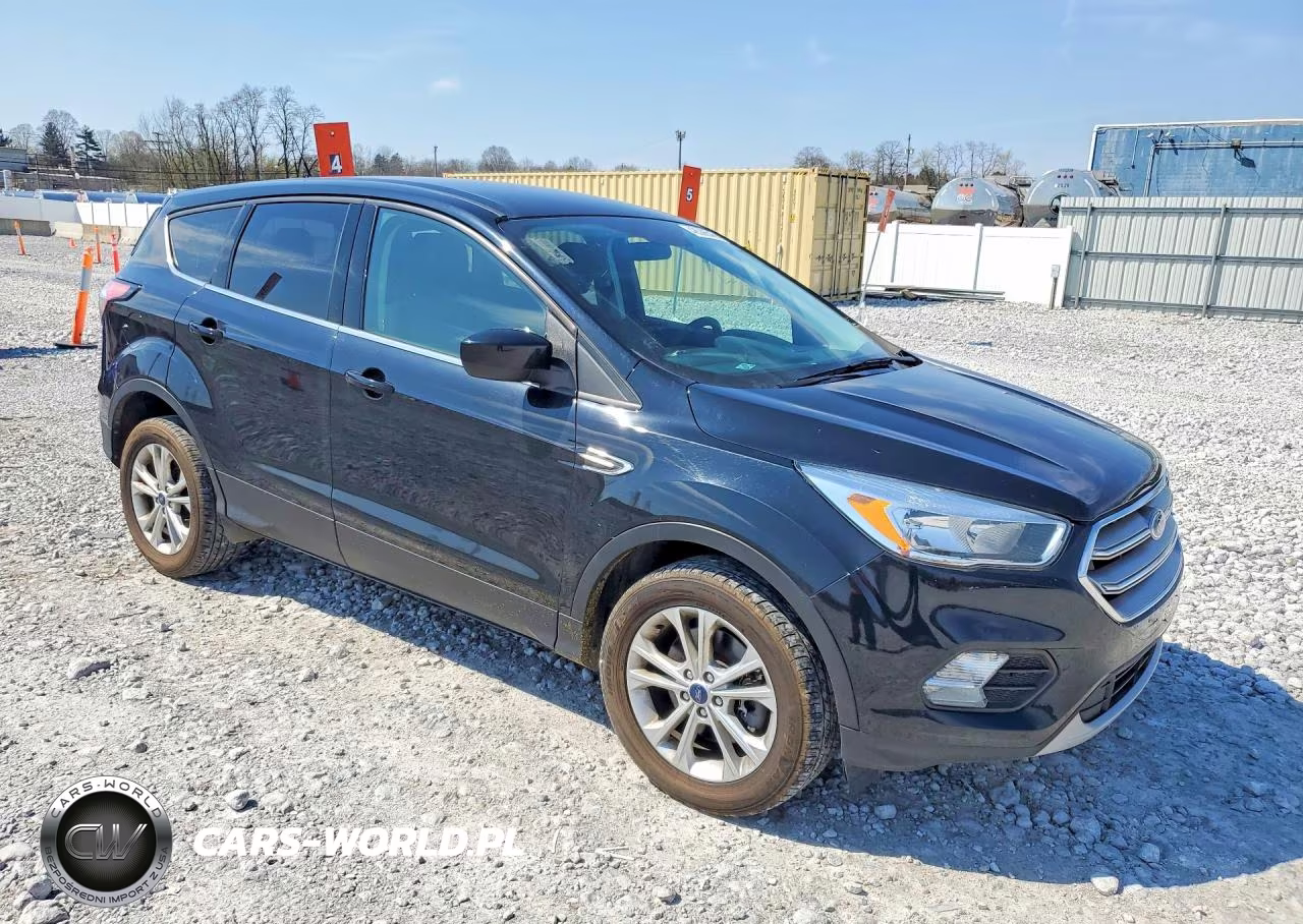 2017 Ford Escape Se VIN:1FMCU9GD0HUE04074 - 4