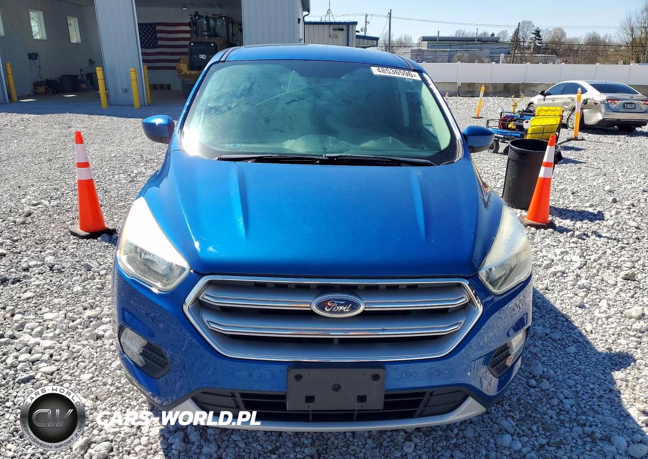 2017 Ford Escape Se VIN:1FMCU9GD0HUA11739 - 5