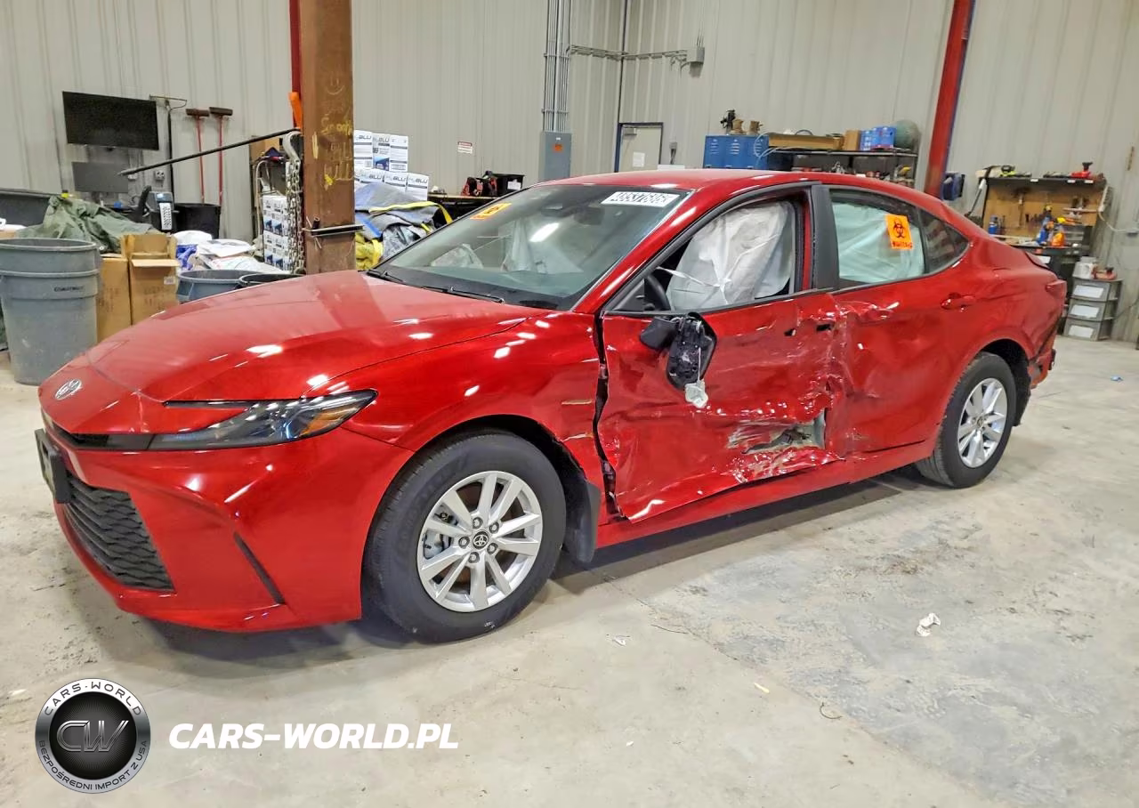 2025 Toyota Camry Le – zdjęcie 1 z 12