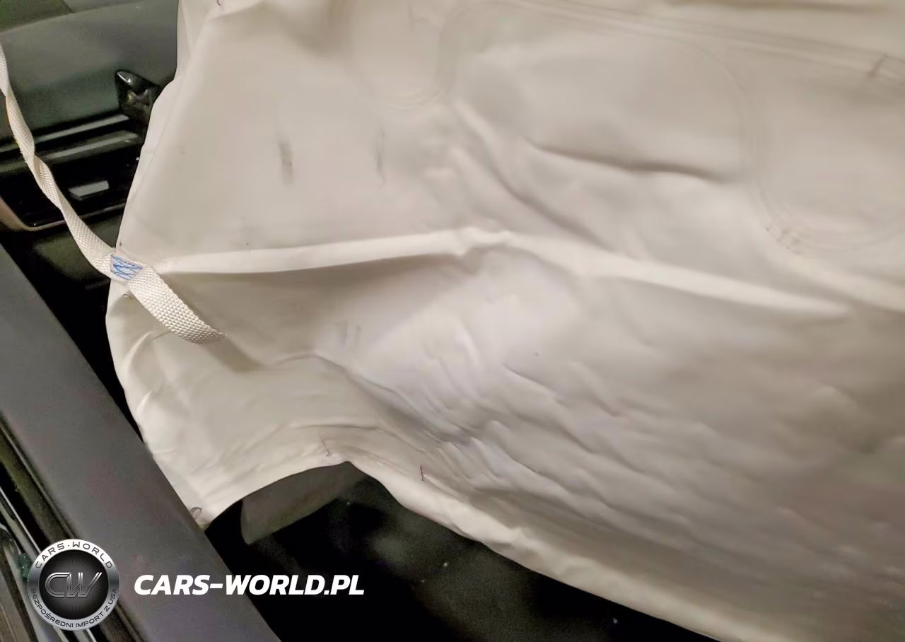 2025 Toyota Camry Le VIN:4T1DAACK1SU182199 - 8