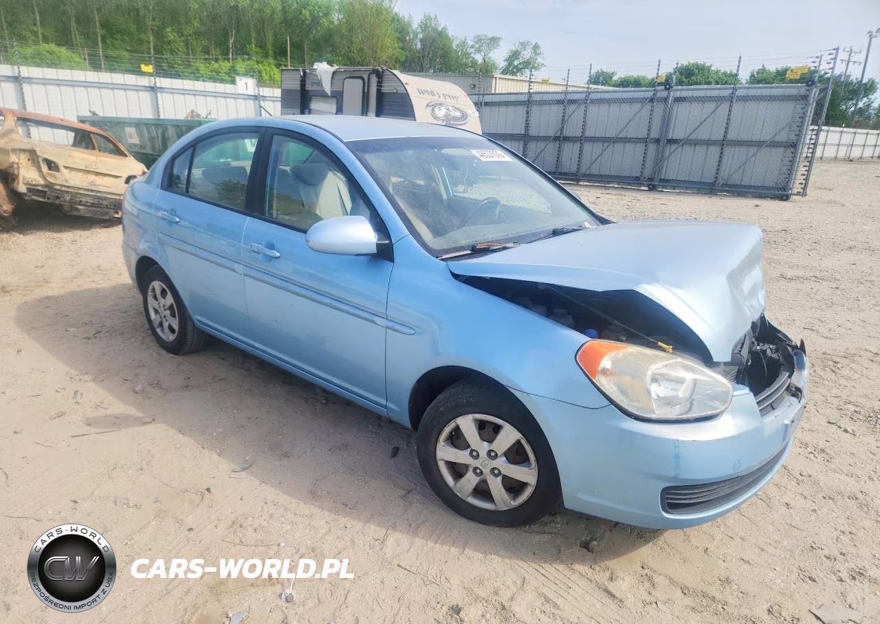 2009 Hyundai Accent Gls VIN:KMHCN46C19U372536 - 4