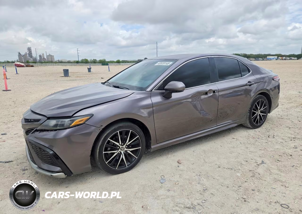 2022 Toyota Camry Se