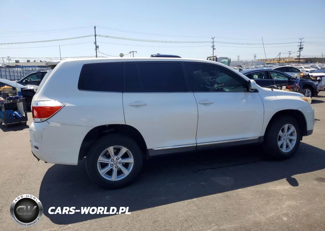 2011 Toyota Highlander Base VIN:5TDZA3EH9BS012913 - 3