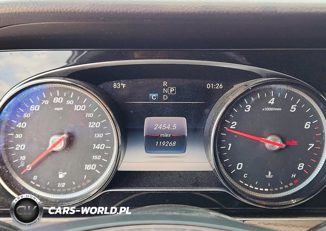 2018 Mercedes-Benz E 300 4Matic VIN:WDDZF4KBXJA386066 - 9