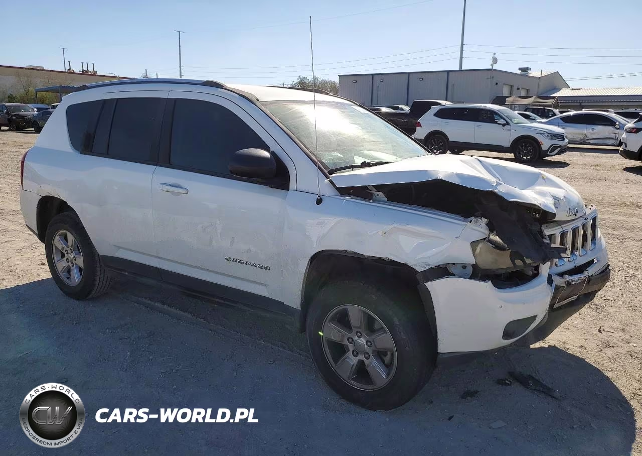 2015 Jeep Compass Sport VIN:1C4NJCBAXFD436897 - 4